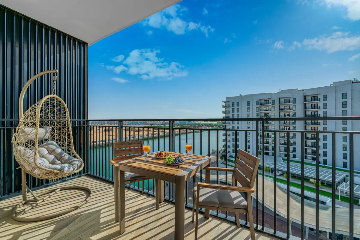 Cozy Urban Oasis –Close to Yas Mall &Ferrari World