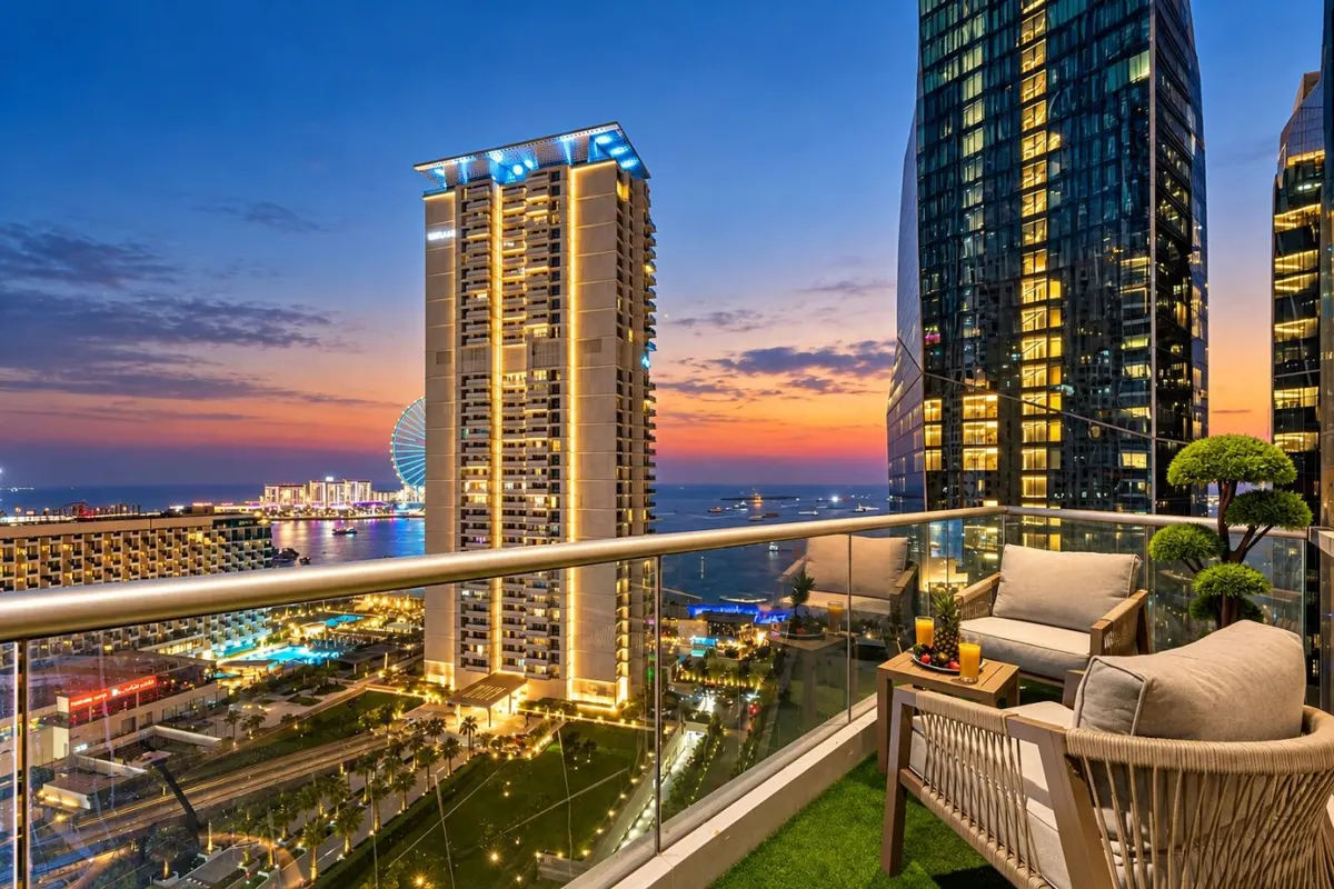 JBR Tropical Escape: Amazing Sea Views, Pool & Gym