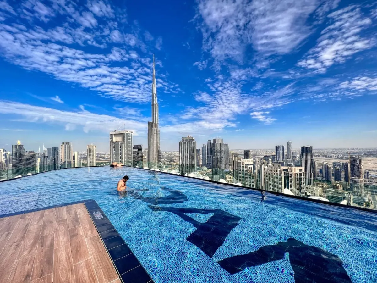 Sought-After Location: Infinity Pool w/ Burj View