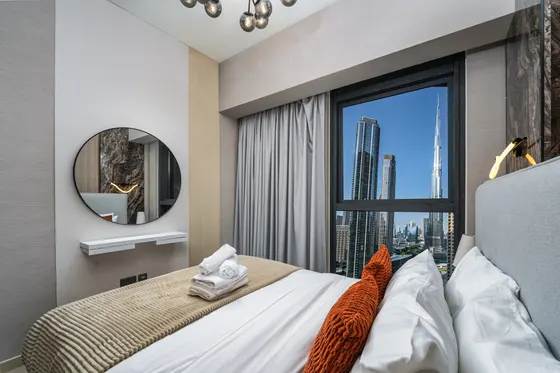 Expansive 7-Bed Apartment Overlooking Burj & Fountains