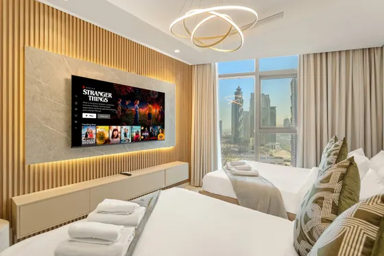 Super High Floor! Stunning Views, 64th Floor Pool