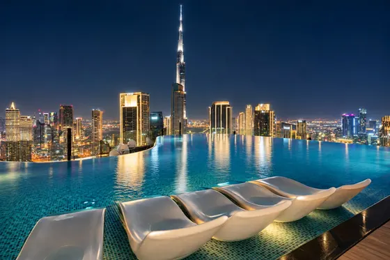 Famous Infinity Pool, Burj Khalifa View, King Bed