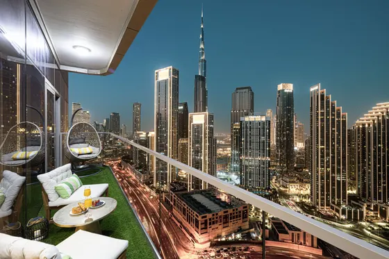 Modern High-Rise Escape - Infinity Pool /Burj View