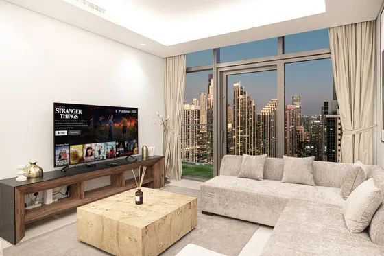 Modern High-Rise Escape - Infinity Pool /Burj View