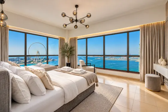 2BR Dubai Eye View Unit - Beach & Steps to Marina