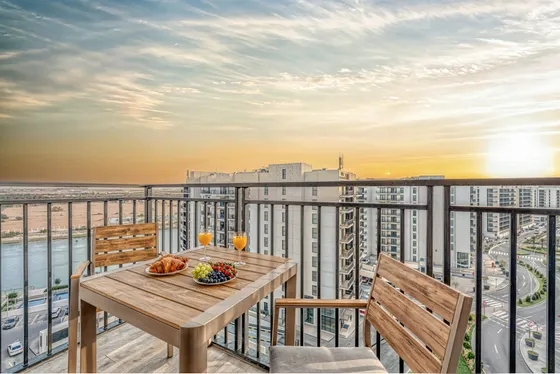 Modern Getaway - Close to Ferrari World & Yas Mall