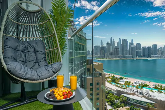 Breezy Luxe Retreat - Beach & Infinity Pool Access