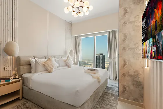 Desert Key Premier Apt in Gate Tower - Pool & Gym