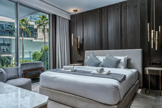 FIVE PALM Gateway | View + Pool & Beach Access