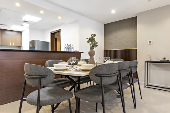 Exquisite Living in Gate Tower- Pool & Fitness