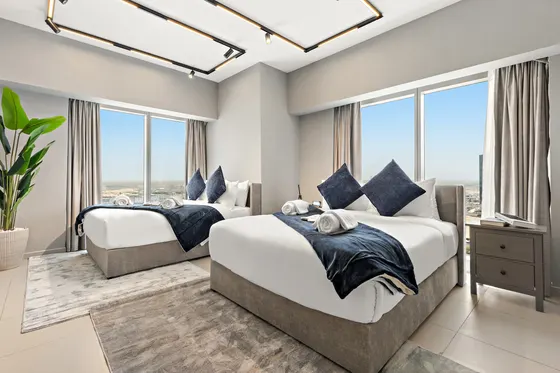 Elevate Your Stay: Scenic Views, Pool & Gym Access