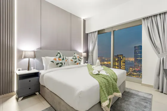 Desert Key Premium Gem in Gate Tower - Pool & Gym