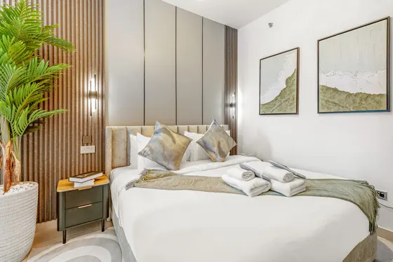 Desert Key Vibrant Haven in Radiant Boulevard