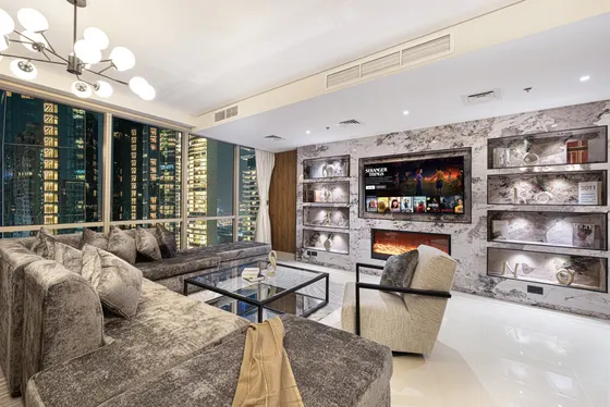 JBR Luxe Seaviews w/ Alfa Gaming Set: Pool & Gym