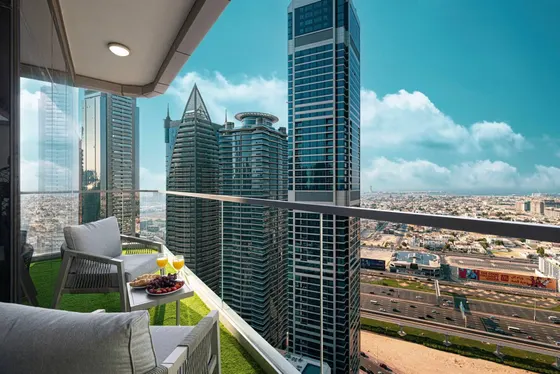 Downtown Serenity - Infinity Pool w/ Burj Views