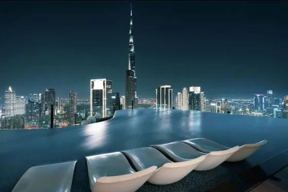 Luxury in the Sky! Panoramic Views & Sky Pool