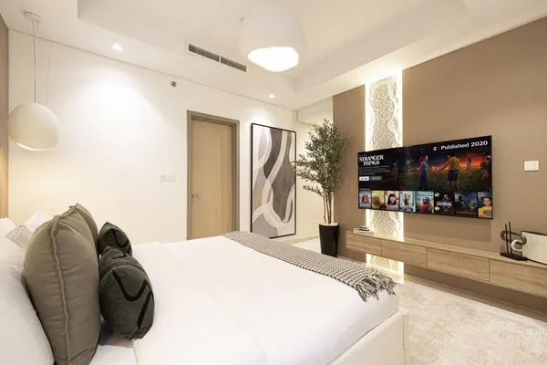 Chic 2BR Getaway - Infinity Pool & Burj Khalifa