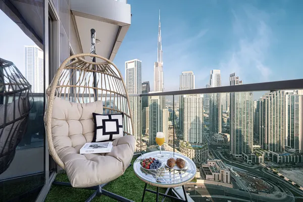 Chic 2BR Getaway - Infinity Pool & Burj Khalifa
