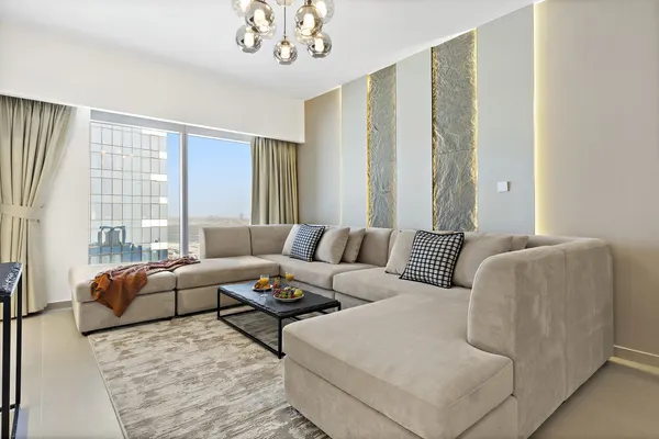 Exquisite Living in Gate Tower- Pool & Fitness
