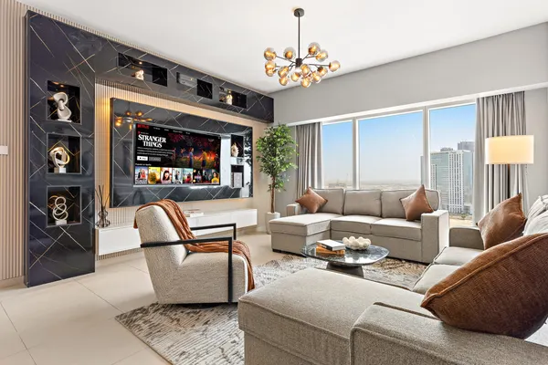 Elevate Your Stay: Scenic Views, Pool & Gym Access