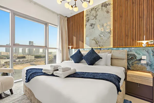 Sublime Oasis in Radiant Boulevard