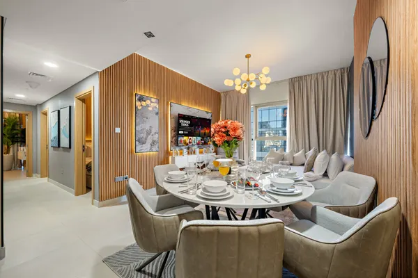 Blissful Haven in Radiant Boulevard