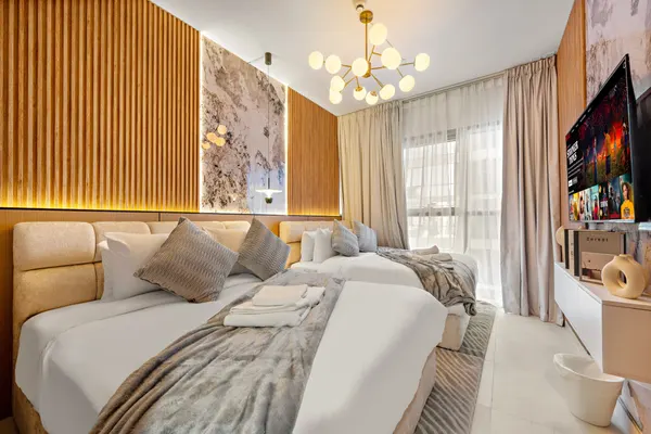 Blissful Haven in Radiant Boulevard
