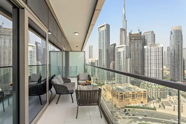 Signature Infinity Pool with Burj Khalifa Views