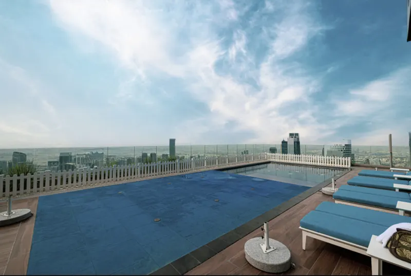 Highest infinity Pool in Downtown Dubai