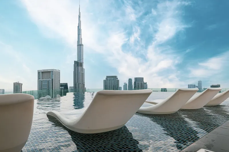 Highest infinity Pool in Downtown Dubai