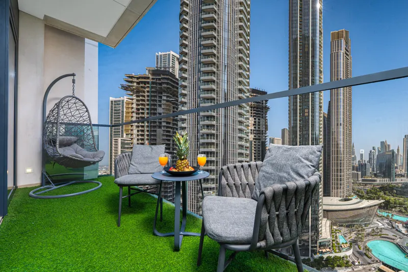 Expansive 7-Bed Apartment Overlooking Burj & Fountains