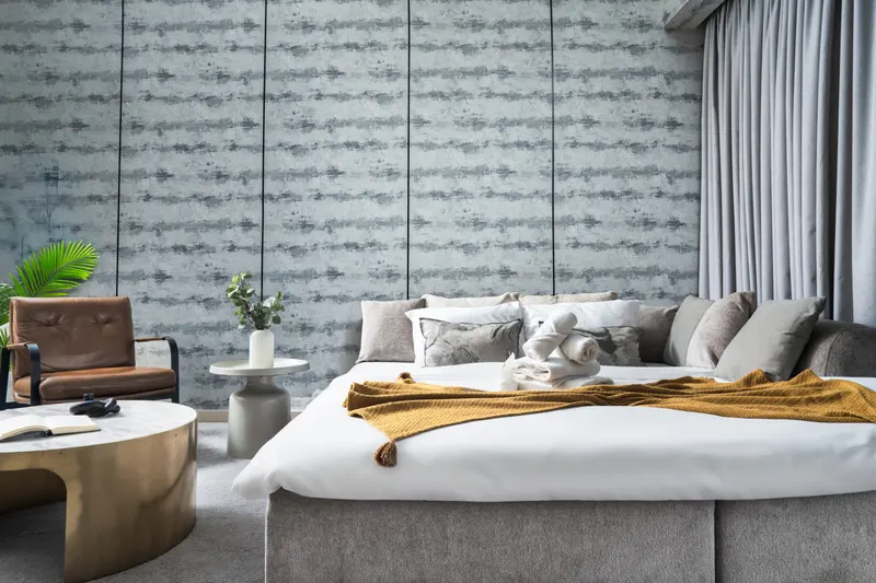 Expansive 7-Bed Apartment Overlooking Burj & Fountains