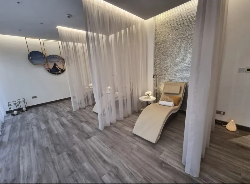 Super High Floor! Stunning Views, 64th Floor Pool
