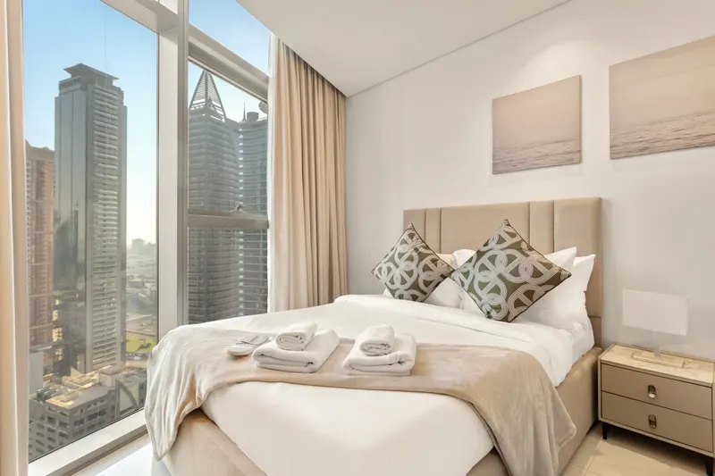 Super High Floor! Stunning Views, 64th Floor Pool
