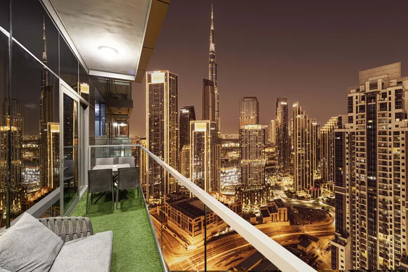 Famous Infinity Pool, Burj Khalifa View, King Bed