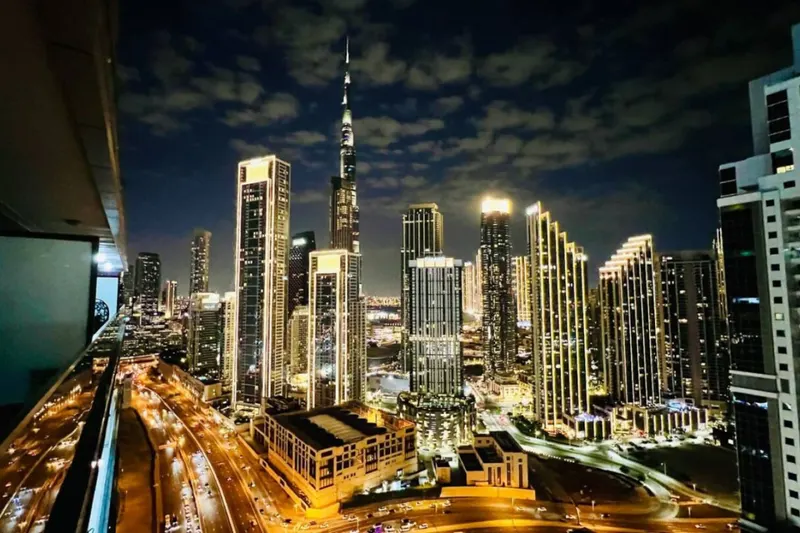 Famous Infinity Pool, Burj Khalifa View, King Bed