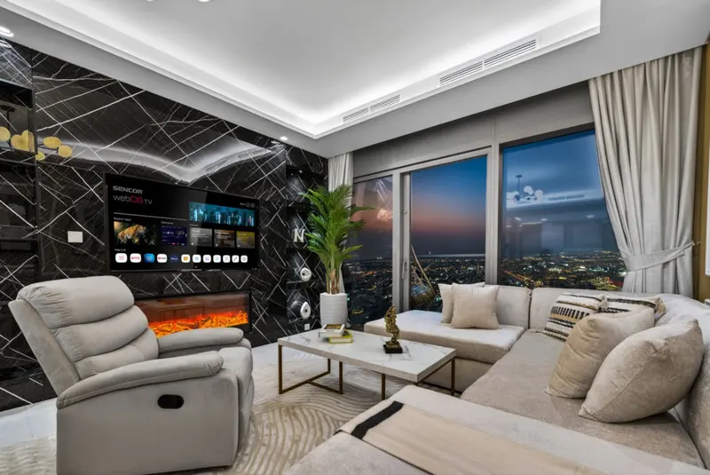 180° 64, floor Infinity Pool - Massive Bedrooms