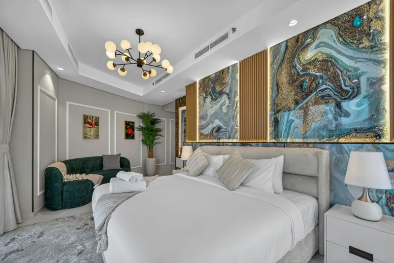 180° 64, floor Infinity Pool - Massive Bedrooms