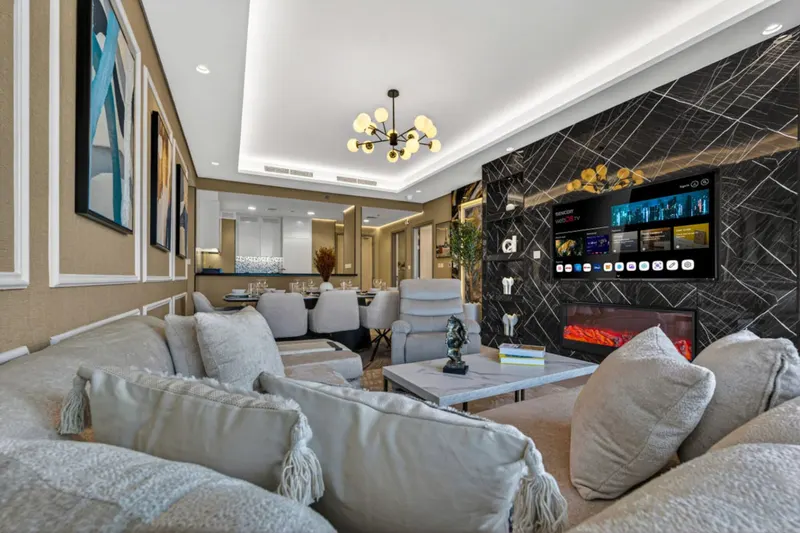 180° 64, floor Infinity Pool - Massive Bedrooms