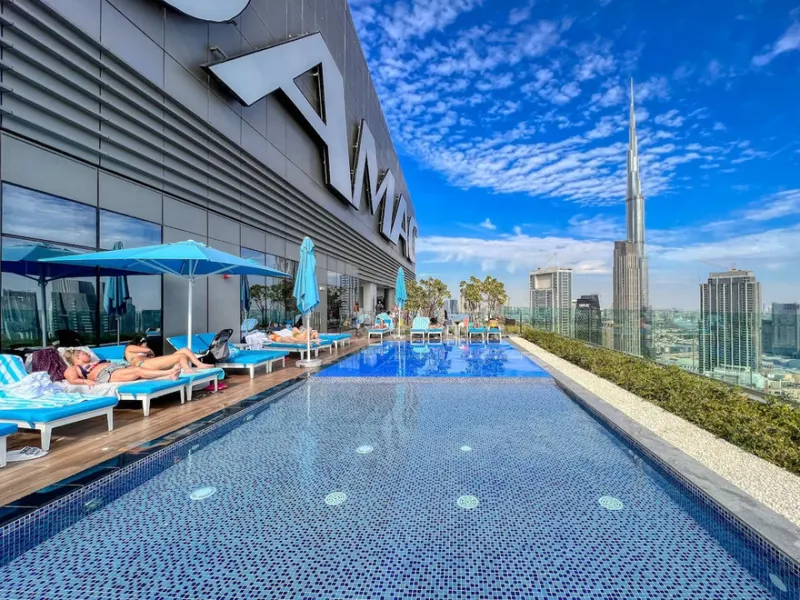 Stunning City Oasis I Burj Khalifa Infinity Pool