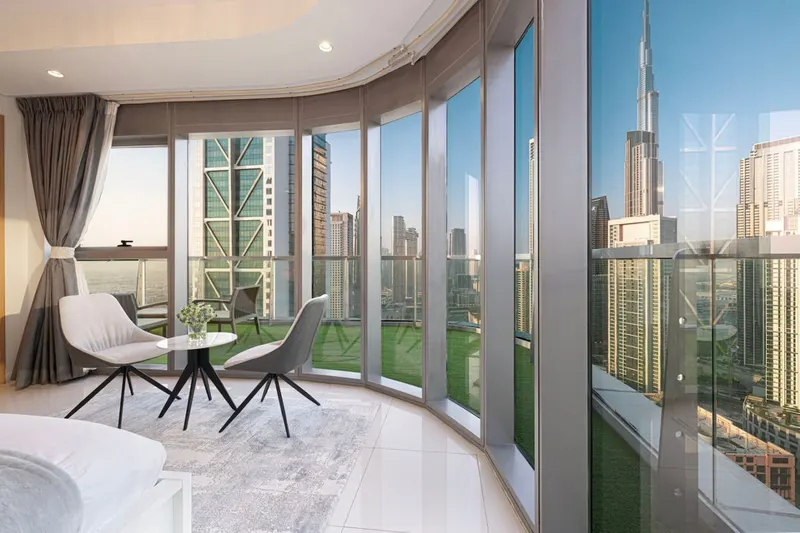 Expansive Private Patio-Infinity Pool/Burj Khalifa