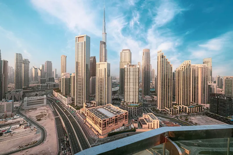 Expansive Private Patio-Infinity Pool/Burj Khalifa