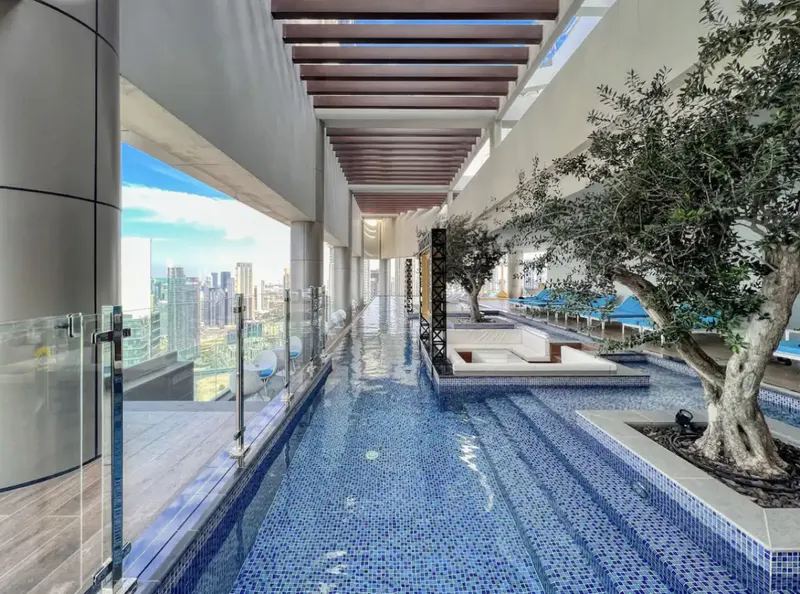 Expansive Private Patio-Infinity Pool/Burj Khalifa