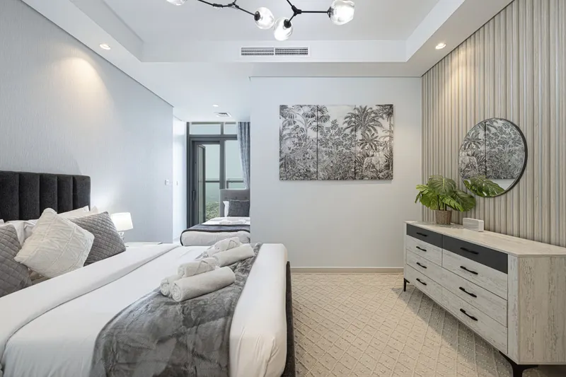 Twin Alike Apartments - Perfect for Group Stay