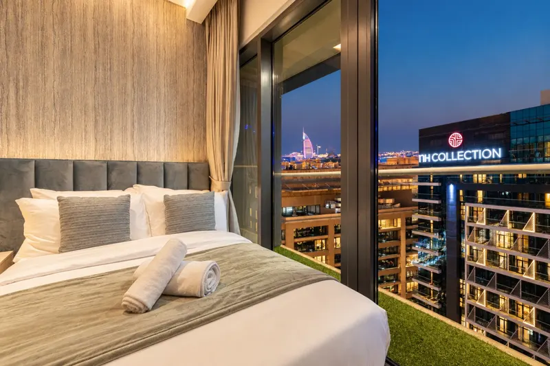 1BR Luxury Hideaway - Beach, Infinity Pool/Balcony