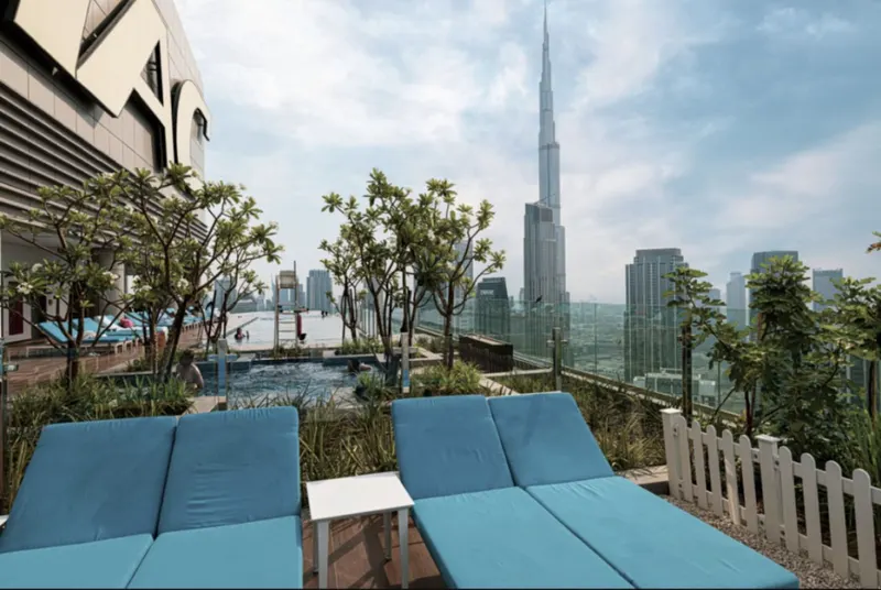 Modern High-Rise Escape - Infinity Pool /Burj View