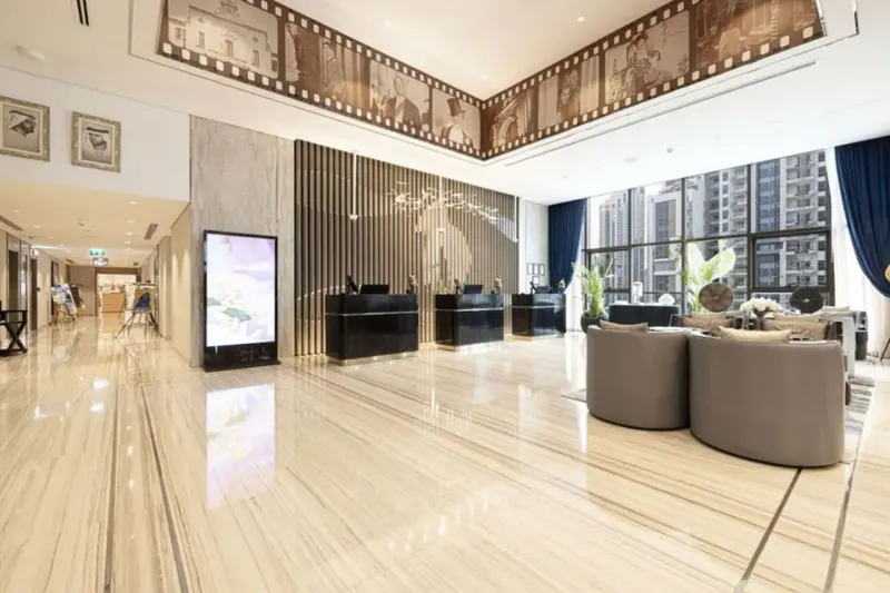 Chic 2BR Getaway - Infinity Pool & Burj Khalifa