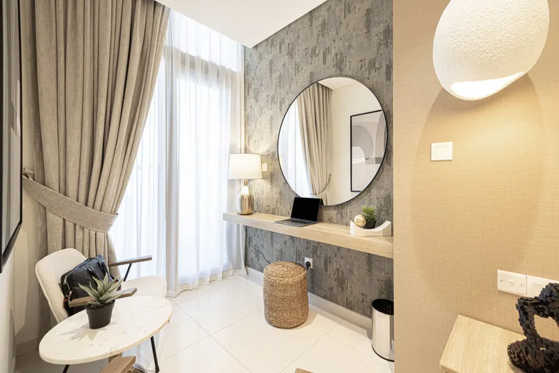Chic 2BR Getaway - Infinity Pool & Burj Khalifa
