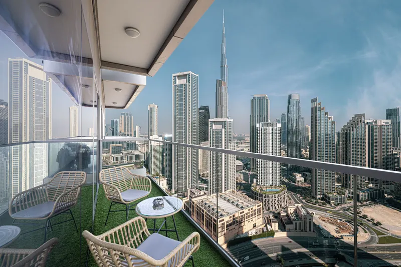 Chic 2BR Getaway - Infinity Pool & Burj Khalifa