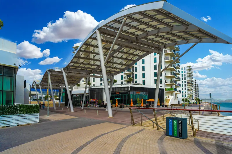 2BR Spacious Apt – Ferrari World & Yas Mall